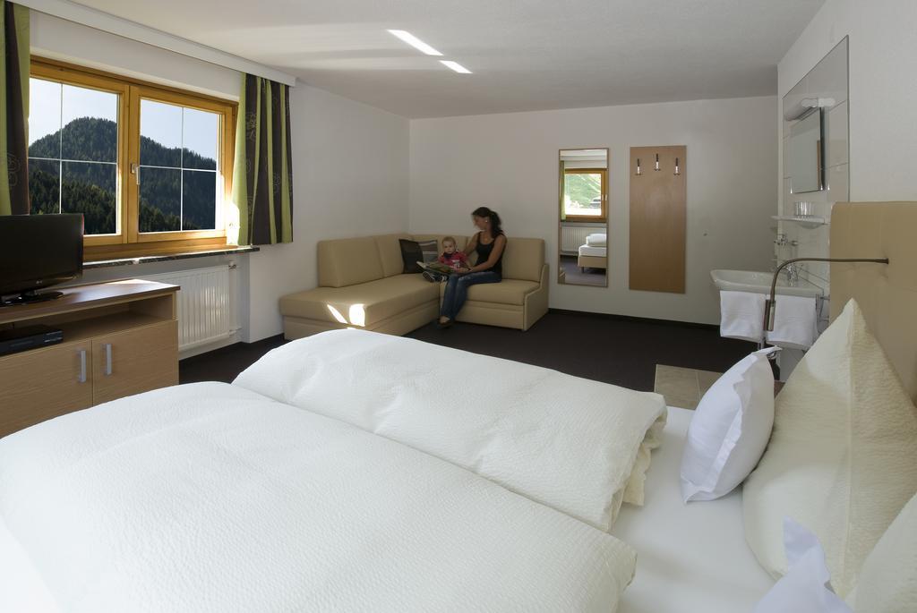 Haus Deiser Kappl  Rum bild
